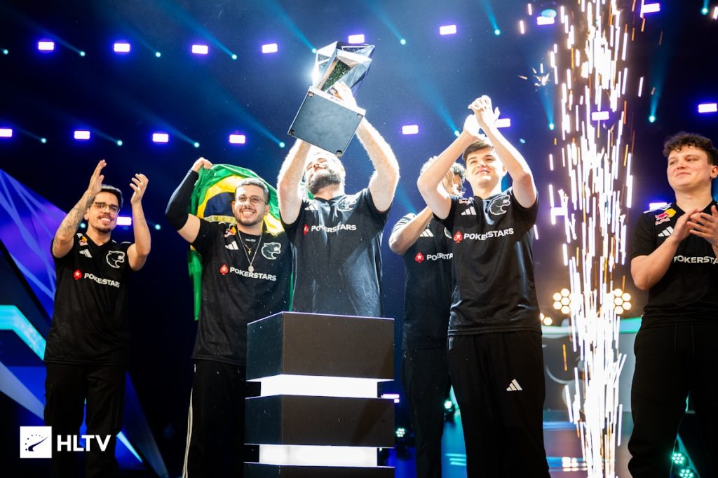 FURIA Campeã da FISSURE PLAYGROUND 2